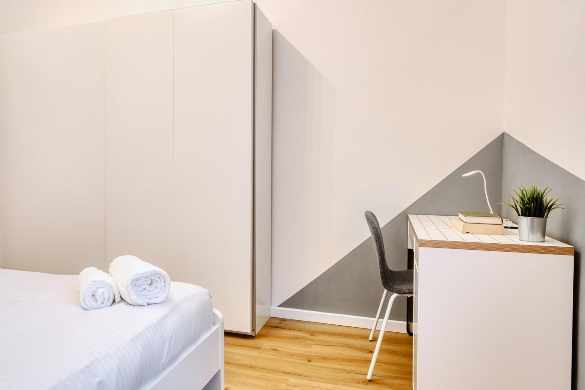 Joivy Elegant & Modern In Isola District Milan